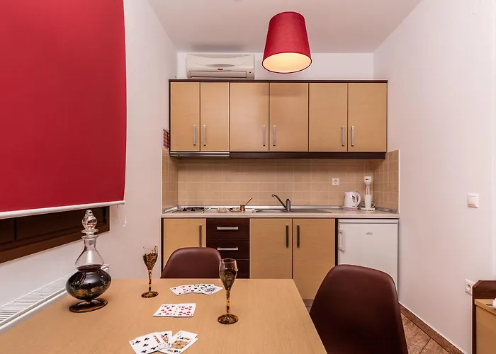 アパート Emotions